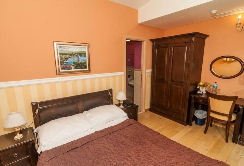 اتاق استاندارد, Boutique Hotel Villa Pattiera