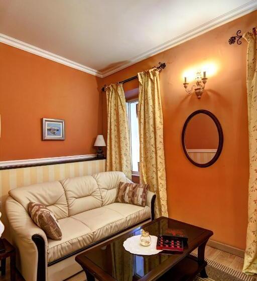 اتاق خانوادگی, Boutique Hotel Villa Pattiera
