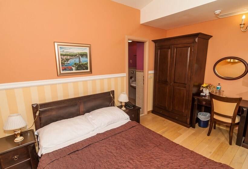 اتاق استاندارد, Boutique Hotel Villa Pattiera