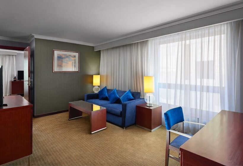 سوییت, Radisson Blu Hotel, Cairo Heliopolis