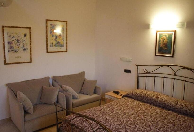 اتاق استاندارد سه نفره, Albergo Bice
