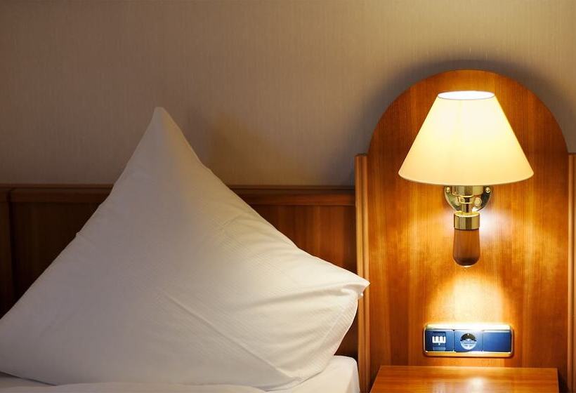 Quarto Estandar, Ilbertz Garni