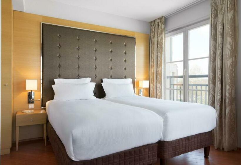 سوییت جونیور, Relais Spa Chessy Val D Europe