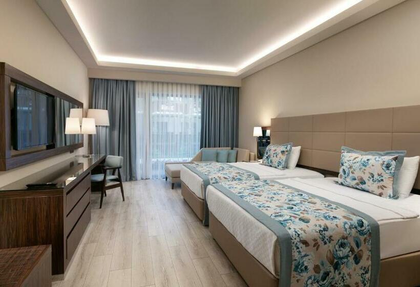Номер Deluxe, Seven Seas Hotel Life   Ultra All Inclusive & Kids Concept