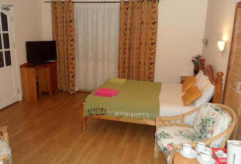 Семейный Номер, Stansted Airport Lodge