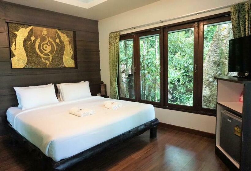 Бунгало Стандарт, Rock And Tree House Resort