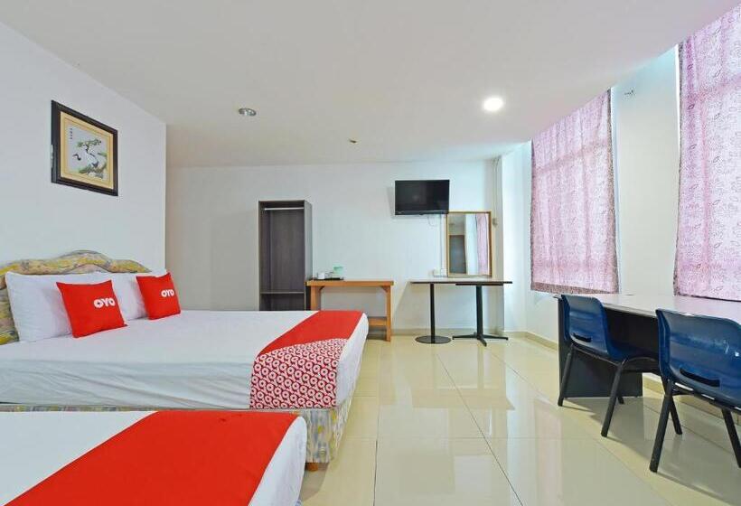 Family Suite, Sam Huat