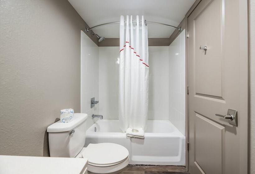 Люкс, Quality Suites Wildwood   The Villages