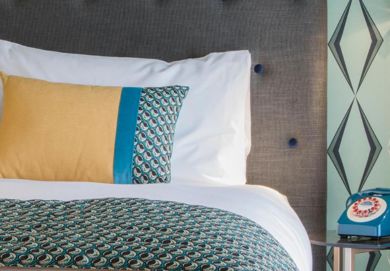 스위트 킹사이즈 침대, Indigo   Silverthorne, An Ihg