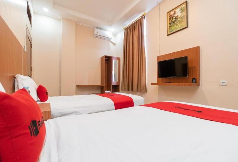 اتاق استاندارد, Reddoorz Syariah Near Rs Mata Padang
