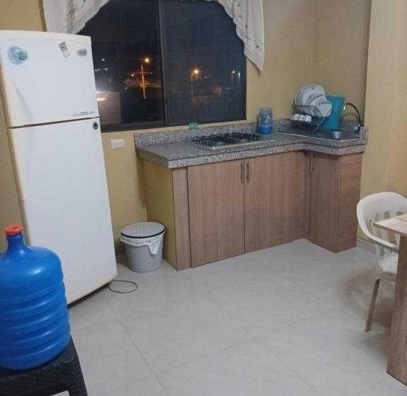 Номер Стандарт 2 Двуспальные Кровати, Suites Sonikikos