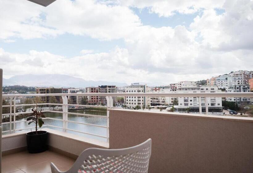 1 Bedroom Apartment Lake View, Lake Drive Rooms&apartments