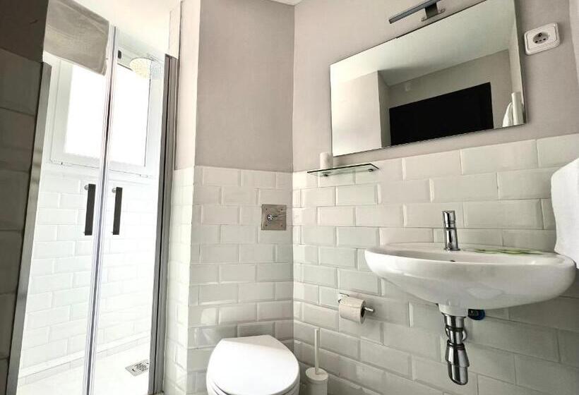 스탠다드 룸 킹사이즈 침대, Hostal La Canonja