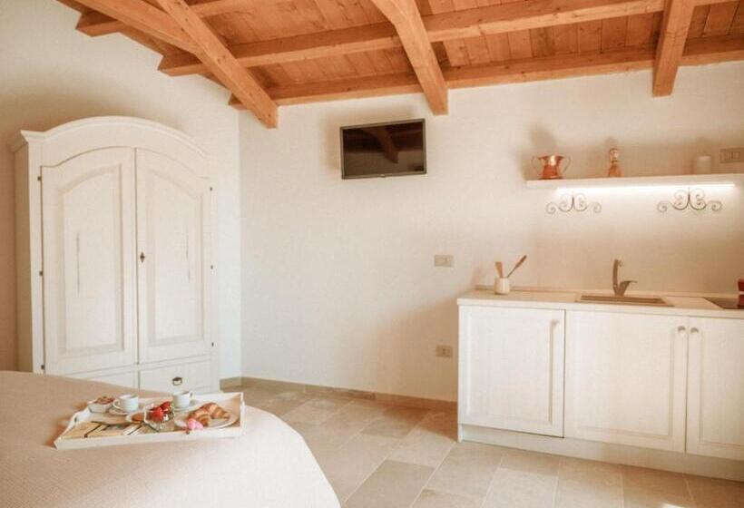 اتاق استاندارد با تخت بزرگ, Rifugio Di Puglia   Trulli & Dimore