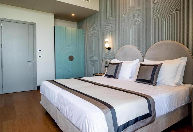 Номер престиж с видом на море, Grand Hotel Torre Fara