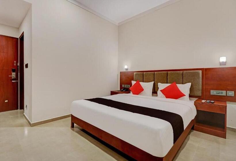Трехместный Номер Deluxe, Super Hotel O Kizhakkambalam Tourist Home