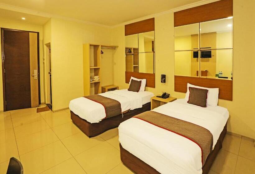 Номер Deluxe, Townhouse Oak  Fiducia Serpong