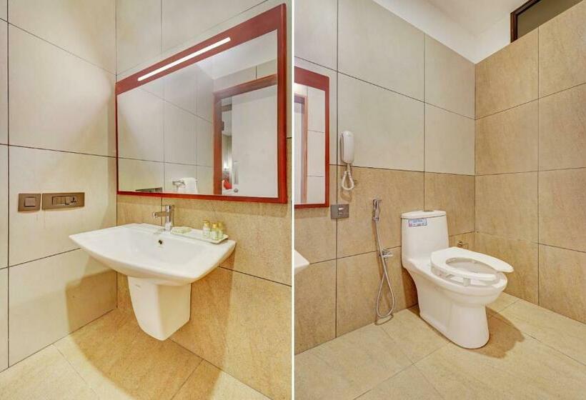 Трехместный Номер Deluxe, Super Hotel O Kizhakkambalam Tourist Home