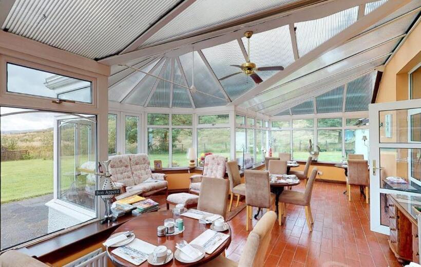 اتاق سوپریور با چشم‌انداز کوهستان, Killean Farmhouse B&b