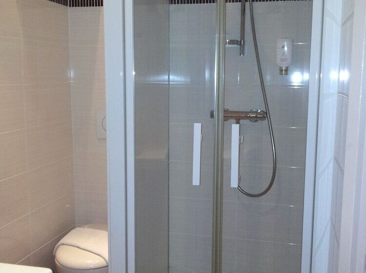 Номер Комфорт, Citotel Du Port Rhu
