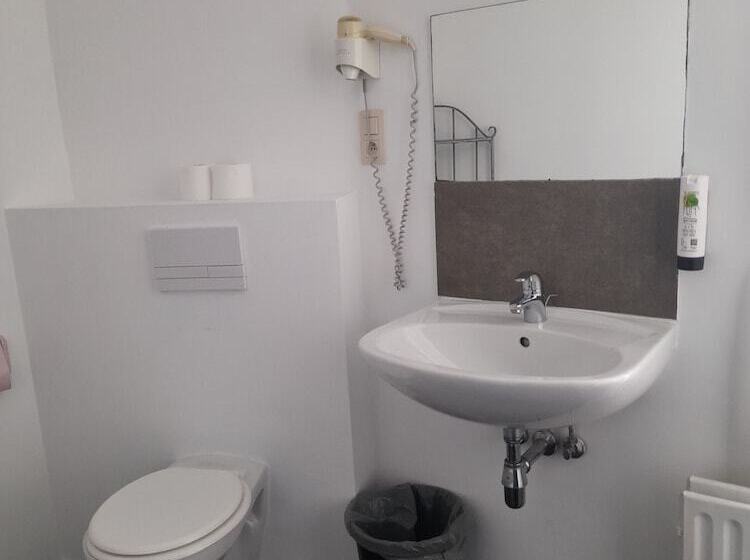 اتاق استاندارد, Albergo