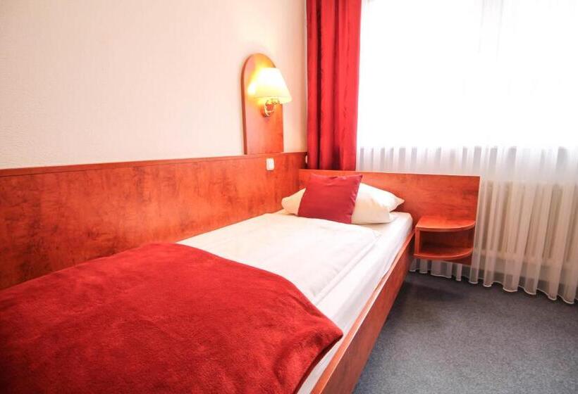 اتاق اکونومی یک تخته, West An Der Bockenheimer Warte