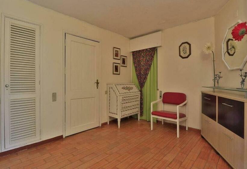 Апартаменты 1 Спальня, Casa Vale Do Lobo 114   Great Townhouse Few Minutes Walk From Beach Praca