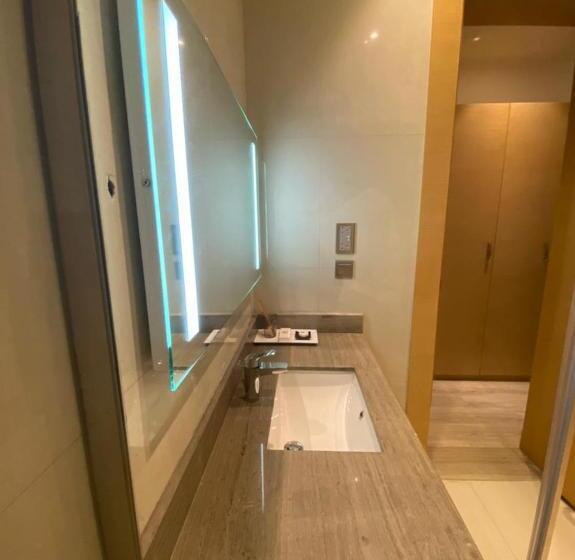 Номер Стандарт, Aram Hotel   Almeshael Exit 18