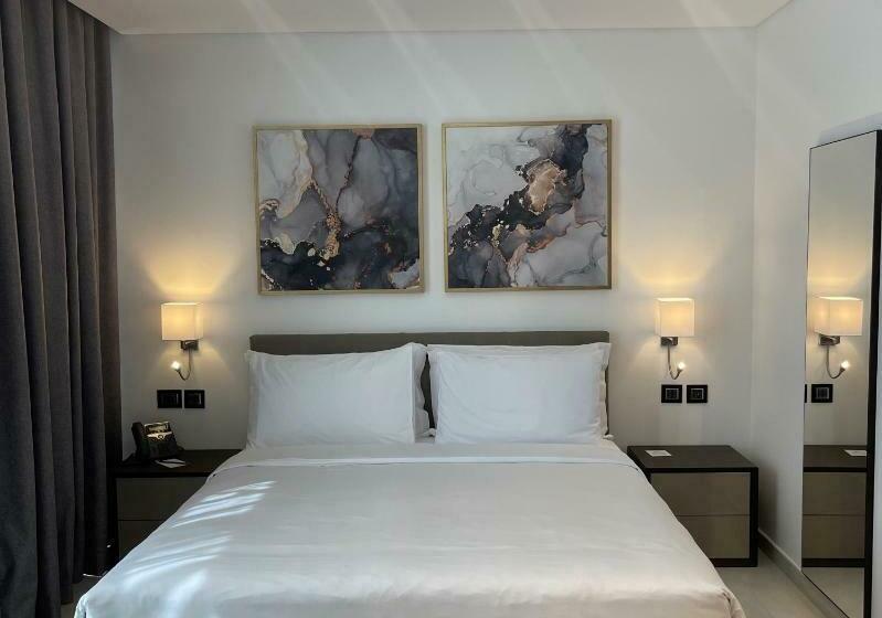 اتاق استاندارد با تخت بزرگ, Swissbelinn Sharq, Kuwait