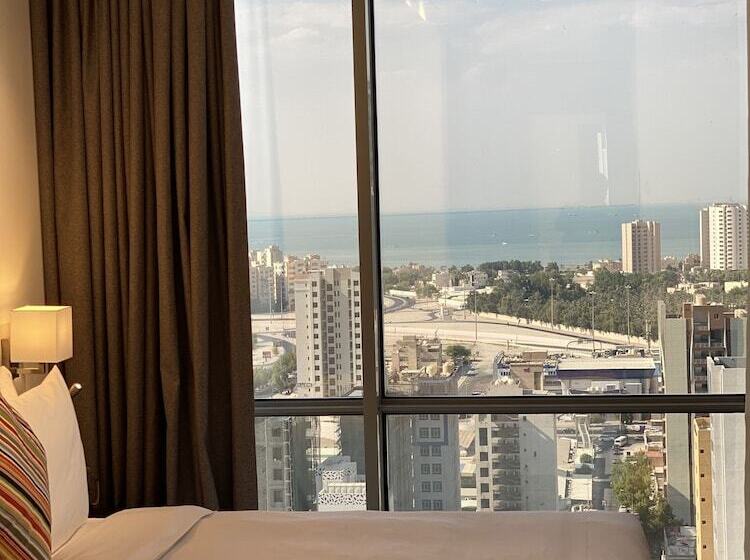 اتاق سوپریور, Swissbelinn Sharq, Kuwait