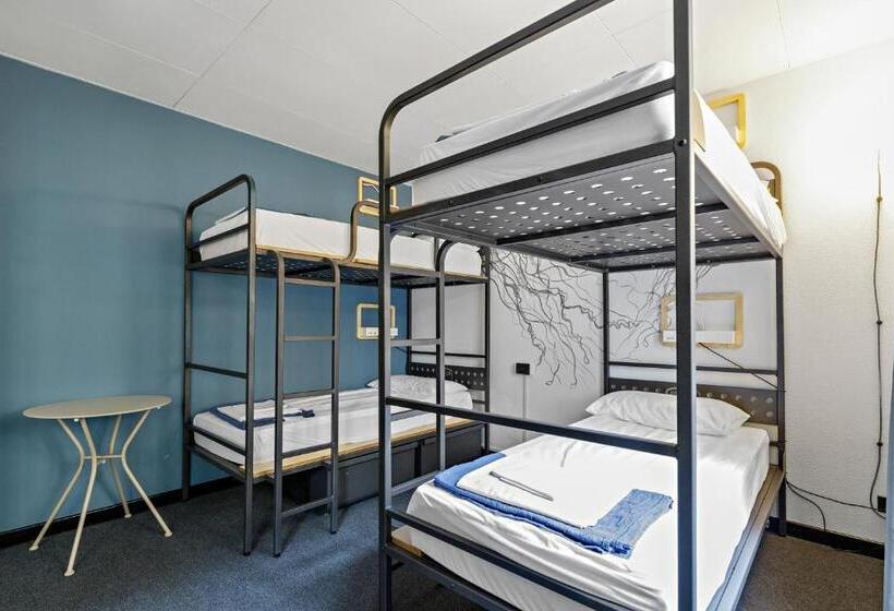تختخواب در اتاق مشترک, Ostello Bello Genova