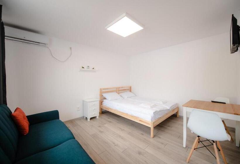 اتاق لوکس, Pixel Guesthouse