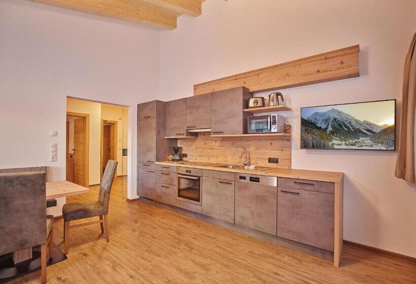 Апартаменты 3 Спальни, Apart Montagna