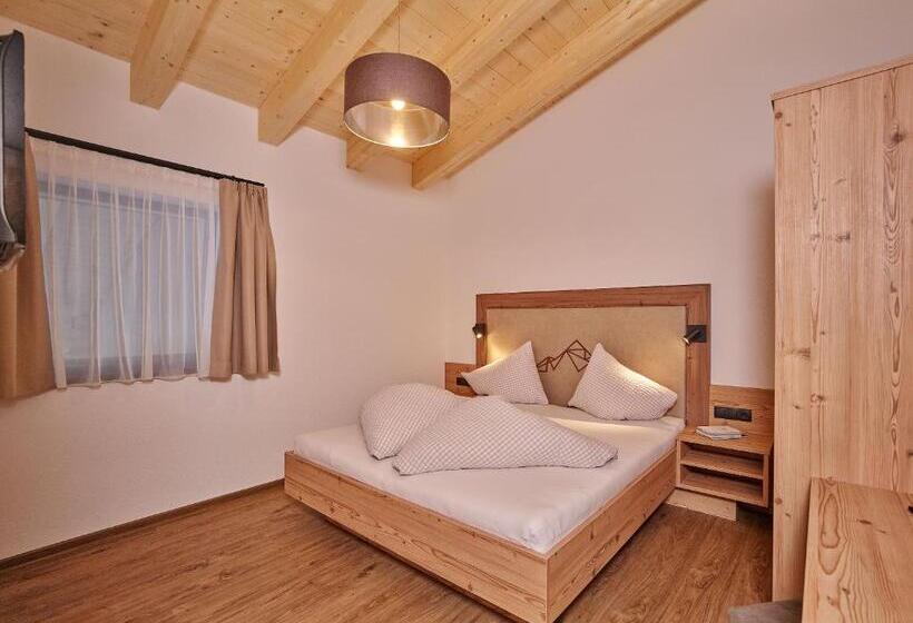 Апартаменты 3 Спальни, Apart Montagna