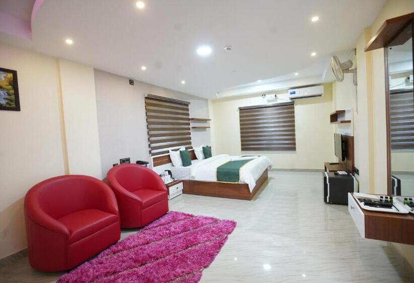 Семейный Номер, Builda Park Inn