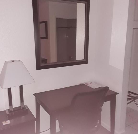 Студио Стандарт Кровать Кинг, Italy Inn
