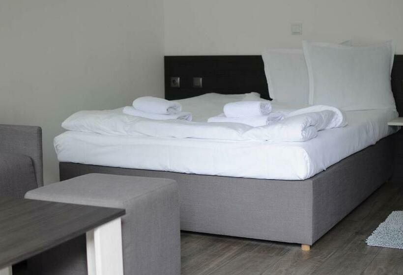 Люкс Вид на Сад, Guest House Dar