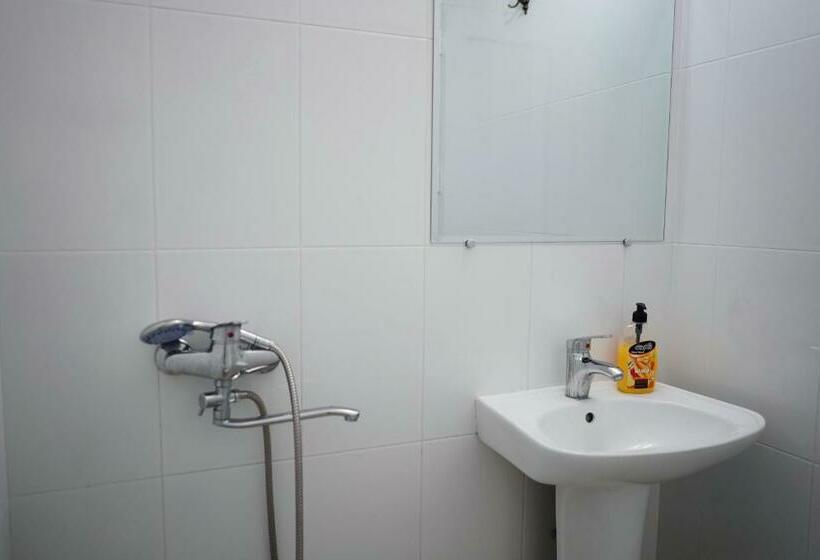 اتاق استاندارد, Bao Hostel Kutaisi