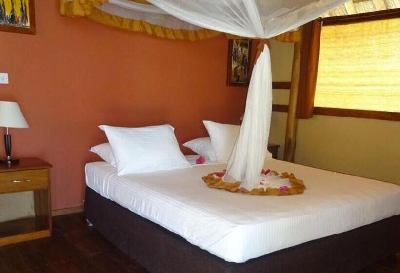 بانگلوی استاندارد با چشم‌انداز دریا, Barry S Beach Resort