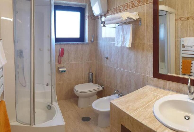 Номер Стандарт Трехместный, Palahotel Vallenoce