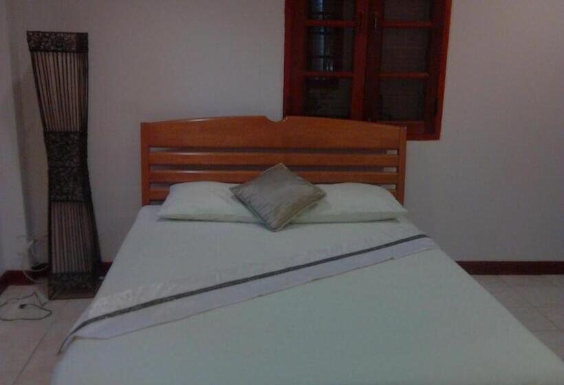 Номер Стандарт Вид на Сад, Bed & Breakfast Chiang Rai
