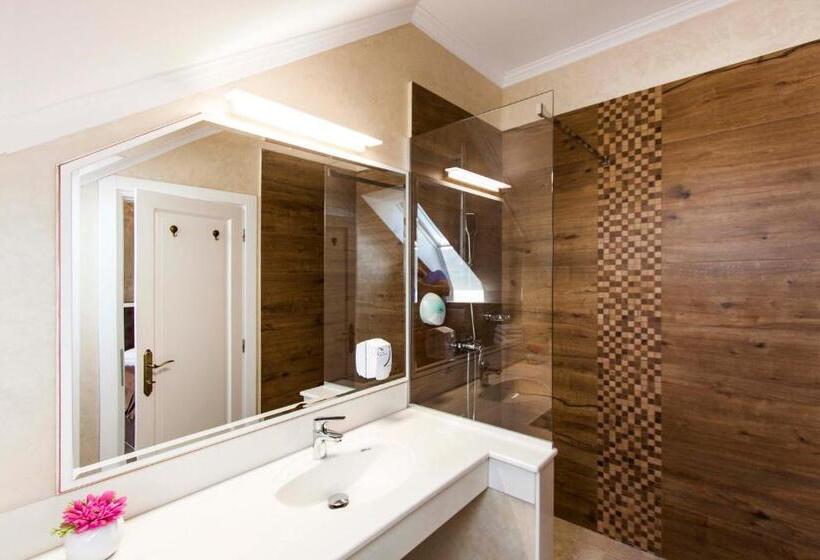 Номер Стандарт, Camelot Resort