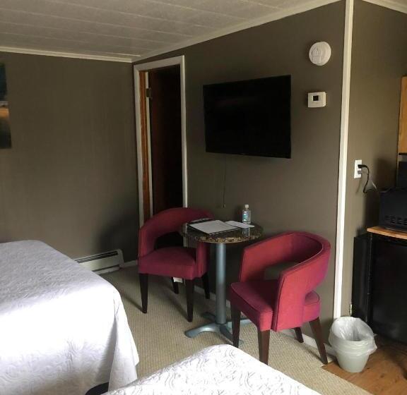 Номер Стандарт, Oakes Oramel Inn