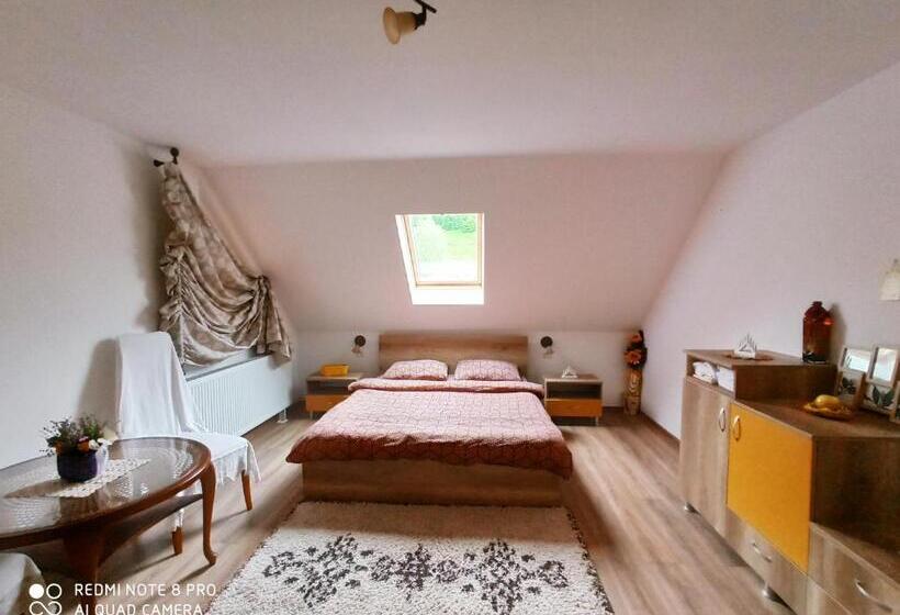 Трехместный Номер Стандарт Совместная Ванная, Casa Lucia