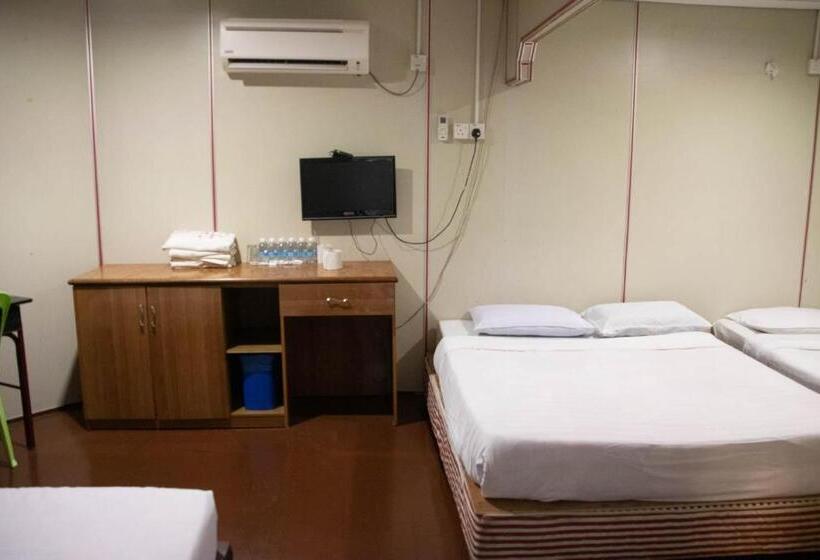 Семейный Номер, Sealion Pulau Ketam Inn