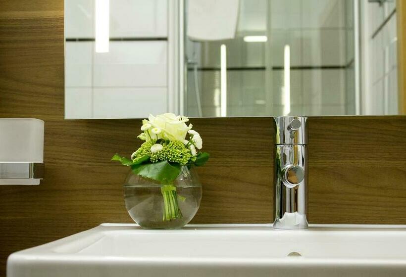 Номер Стандарт, Hôtel Restaurant Du Cerf