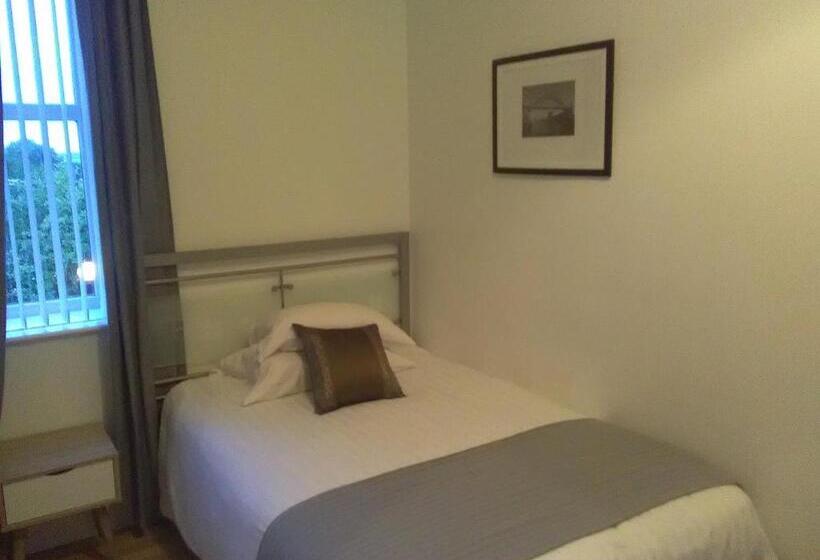 غرفة قياسية حمام مشترك, Newcastle West Hotel & Bar