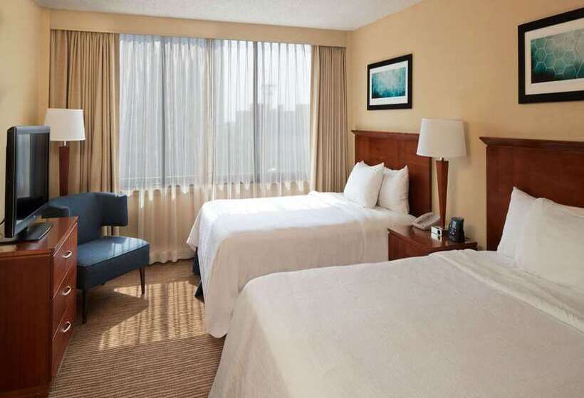 Premium-sviitti, Embassy Suites By Hilton Charleston Airport Convention Ctr