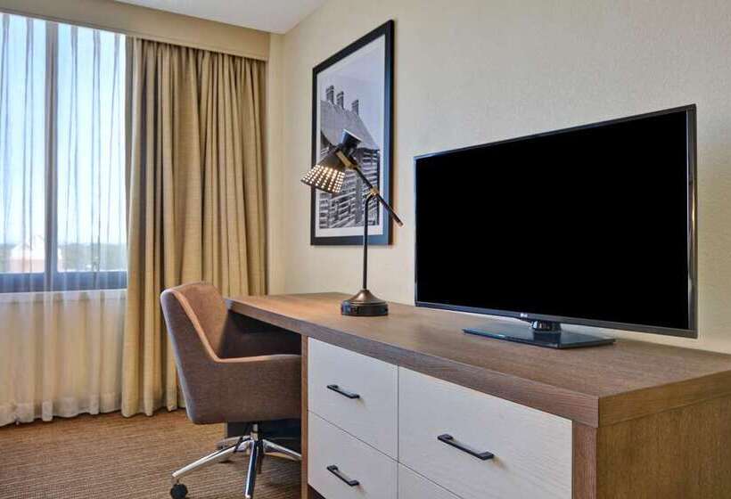 Premium-sviitti, Embassy Suites By Hilton Charleston Airport Convention Ctr