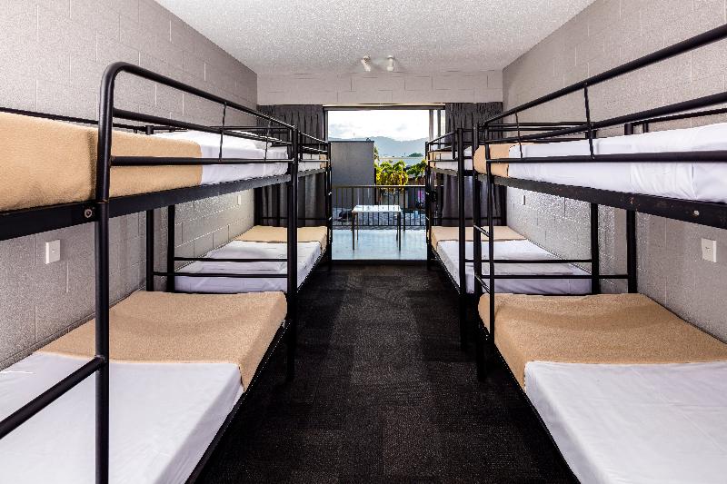 Люкс Кровать Кинг, Holiday Inn Express Hotel & Suites Tampa Usf Busch Gardens, An Ihg